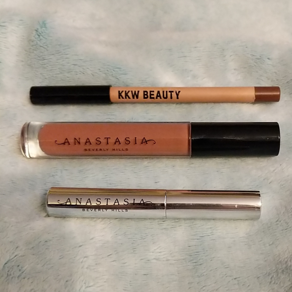 ABH Lipgloss, brow gel, and kkw nude liner